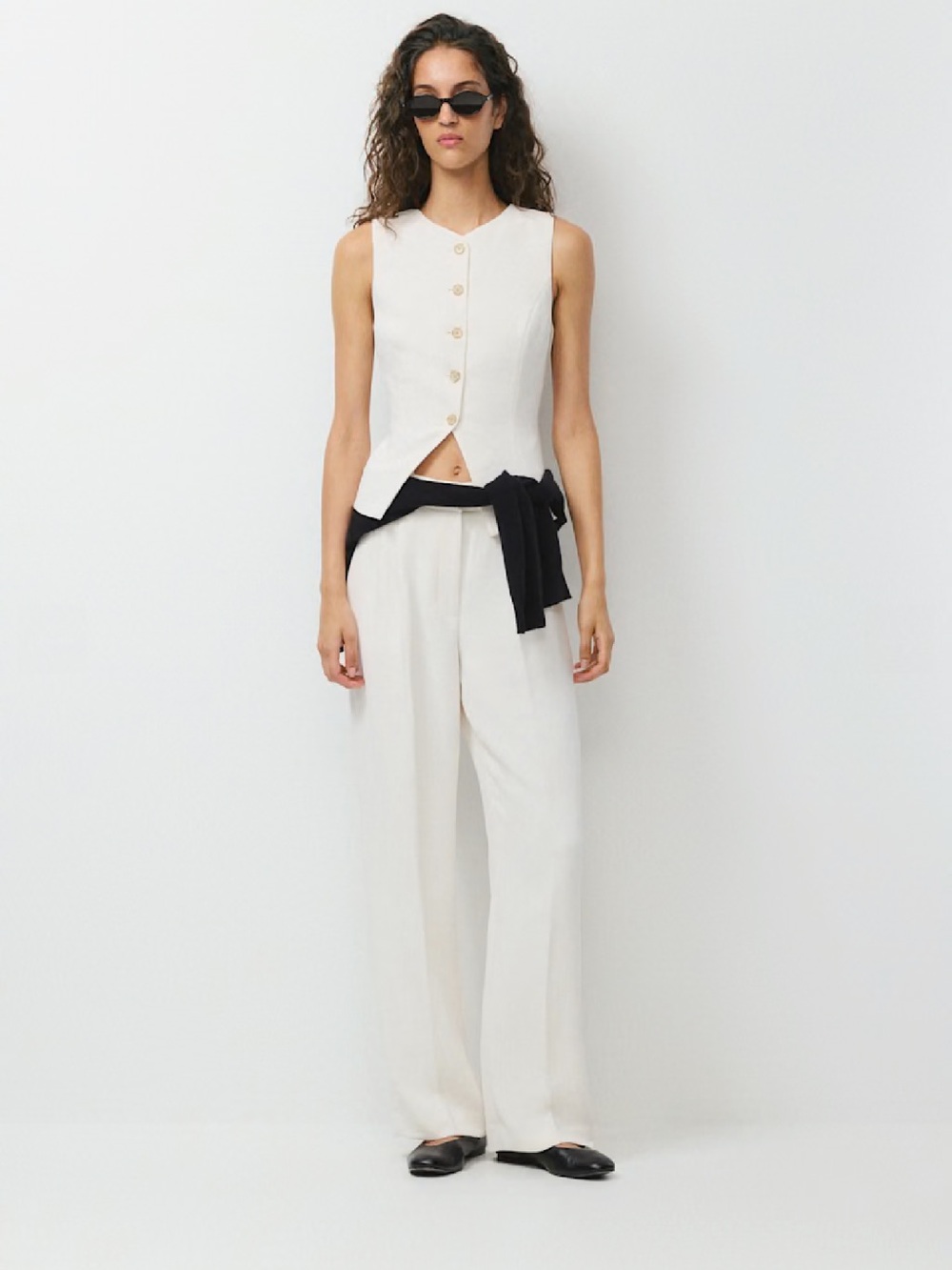 Wilfred Regal Vest in Light Birch